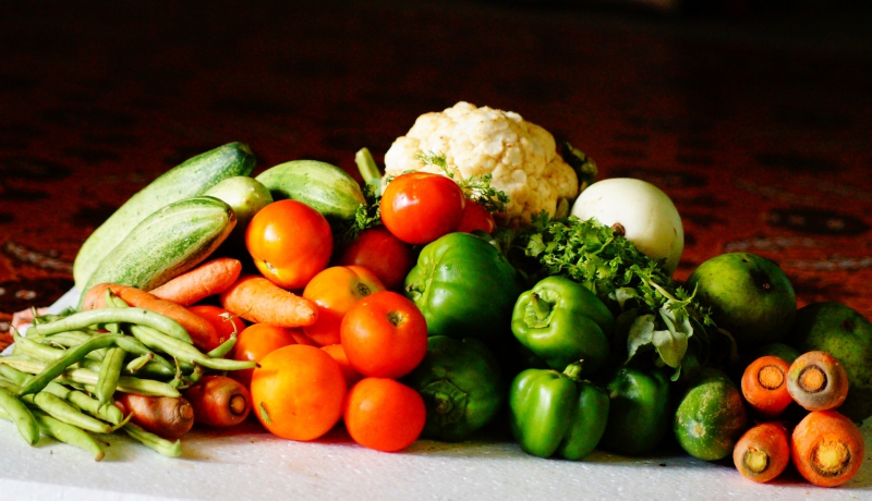 restaurant-BEUIL-min_table-nature-farm-leaf-ripe-dish-1024857-pxhere.com